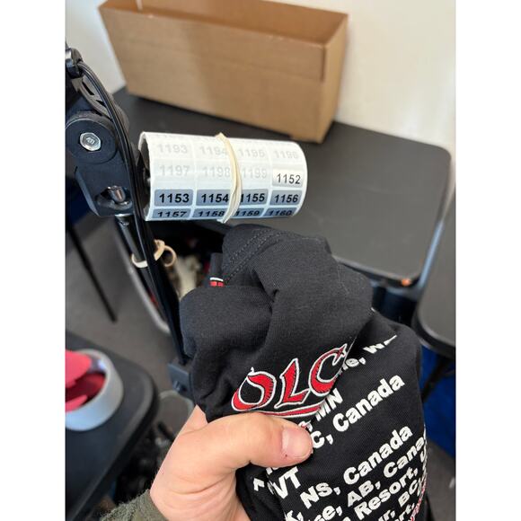 Volcom Stones Peanut Butter & Rail Jam 2009 Shirt Mens Small Skate Snowboard Y2K - Picture 7 of 7